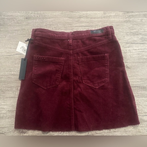 Blank NYC Bloomingdale’s Maroon Ribbed Corduroy Skirt Size 24 - Picture 8 of 8